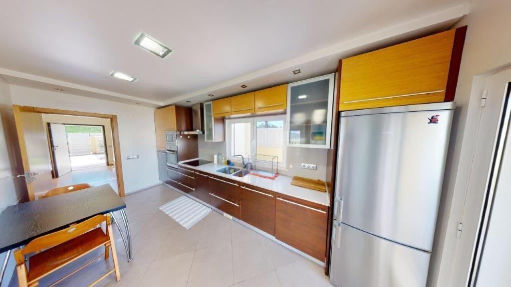 Zion Guest House Алмада Екстериор снимка